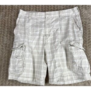 Izod Men‎ Size 38 Beige Plaid Flat Front Cargo Shorts Back Button Pockets